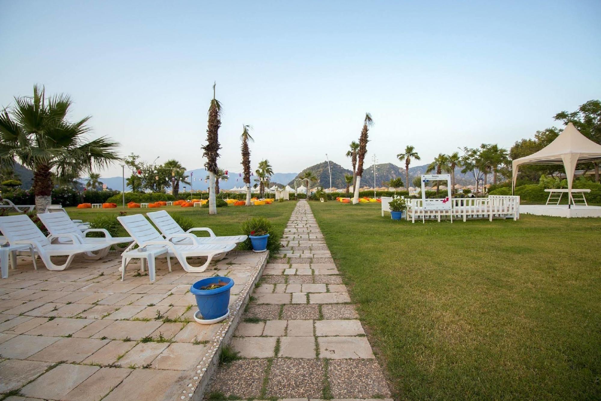 Casa & Blanca Hotel (Adults Only) อิชเมลาร์ ภายนอก รูปภาพ